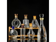 酒瓶生產廠家，酒瓶定做廠家，酒瓶加工廠家，玻璃酒瓶生產廠家